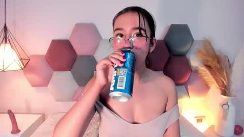  Lara Gold  online show from November 11, 2025, 10:10 pm