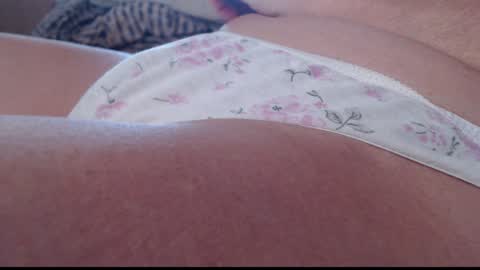 laralhotr online show from January 14, 2025, 7:59 am