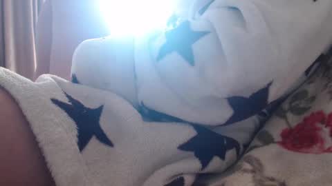 laralhotr online show from February 26, 2025, 6:47 am