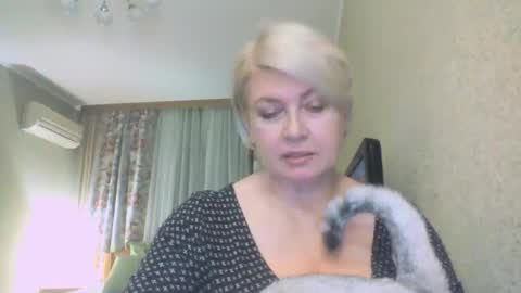 laramrs online show from October 28, 2025, 4:31 pm