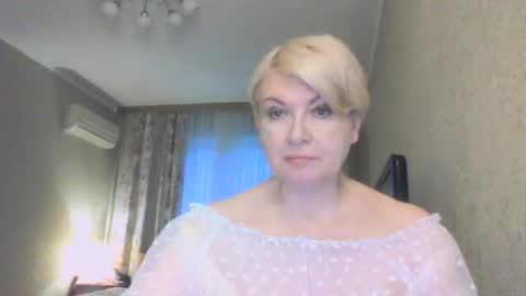 laramrs online show from April 6, 2026, 5:03 pm