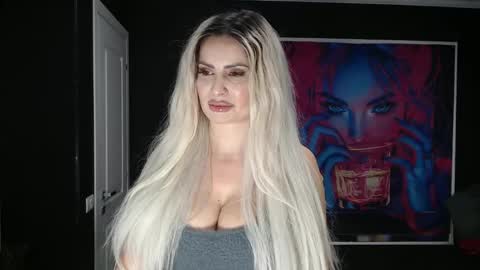 laras_moans online show from January 18, 2026, 6:50 am