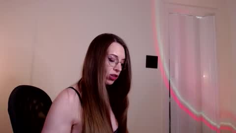 Snapshot of larawintersxxx chatting on May 30, 2026, 8:50 pm larawintersxxx online show from May 30, 2026, 8:50 pm