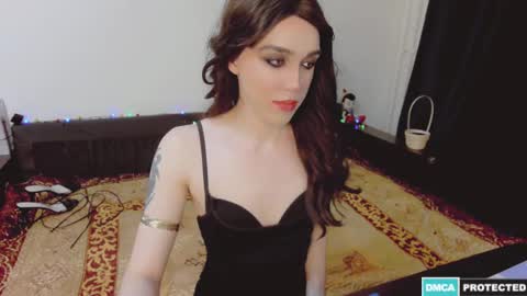 Larisa Lavriki online show from October 24, 2025, 2:46 pm