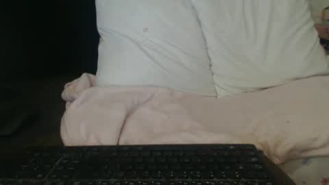 Snapshot of lariss__ chatting on May 3, 2026, 10:21 am Lariss online show from May 3, 2026, 10:21 am