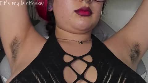Snapshot of larissa01_ chatting on January 18, 2025, 9:13 am Lari online show from January 18, 2025, 9:13 am