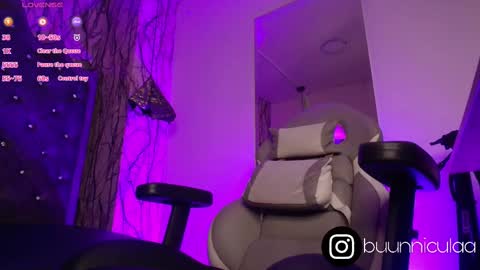 Snapshot of larissa01_ chatting on October 3, 2025, 3:58 am Lari online show from October 3, 2025, 3:58 am