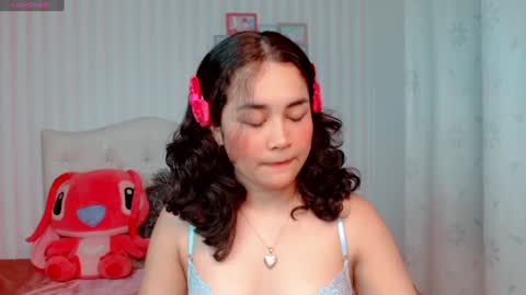 Snapshot of larissalove_doll chatting on January 21, 2025, 10:30 pm Larissas online show from January 21, 2025, 10:30 pm