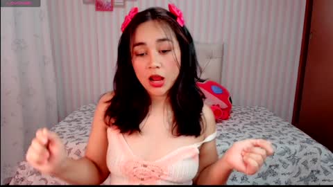 Snapshot of larissalove_doll chatting on February 1, 2025, 2:05 am Larissas online show from February 1, 2025, 2:05 am