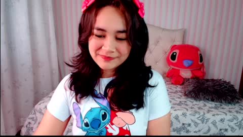 Snapshot of larissalove_doll chatting on February 3, 2025, 10:58 am Larissas online show from February 3, 2025, 10:58 am
