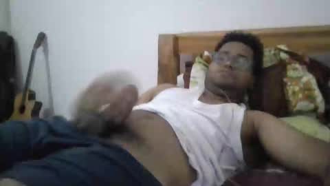 Snapshot of larry_125 chatting on October 14, 2025, 11:11 am larry_125 online show from October 14, 2025, 11:11 am