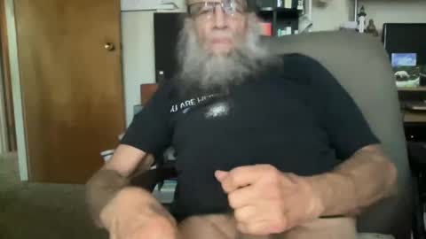 Snapshot of laser134 chatting on April 28, 2026, 6:24 pm chris online show from April 28, 2026, 6:24 pm