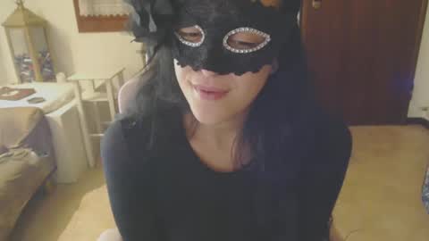 Snapshot of lasolitaauri chatting on March 5, 2025, 9:37 pm Auri online show from March 5, 2025, 9:37 pm