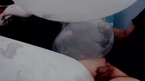 Snapshot of latexchris77 chatting on July 4, 2026, 11:16 am latexchris77 online show from July 4, 2026, 11:16 am
