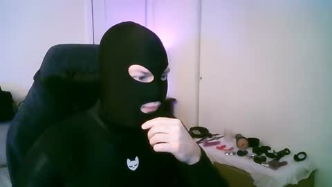 Snapshot of latexminheadroom chatting on June 21, 2026, 1:30 am latexminheadroom online show from June 21, 2026, 1:30 am