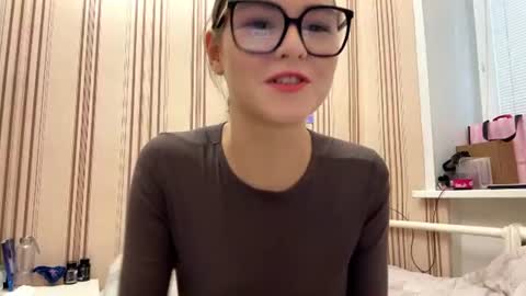 Snapshot of latiapetosa chatting on June 19, 2026, 1:26 pm Mia online show from June 19, 2026, 1:26 pm