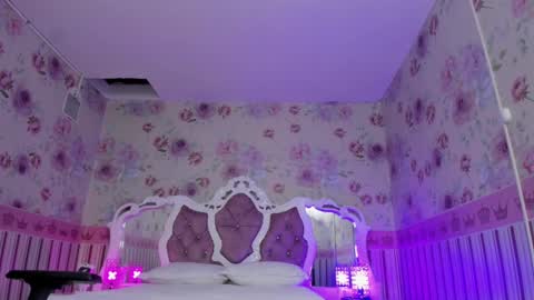 Valeria  online show from February 13, 2025, 5:48 am