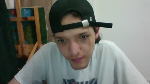 Snapshot of latin_boi6 chatting on August 6, 2026, 1:07 am Angel online show from August 6, 2026, 1:07 am
