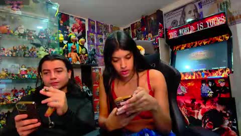 Snapshot of latin_couple77 chatting on February 16, 2025, 1:47 am Sara y Andy online show from February 16, 2025, 1:47 am