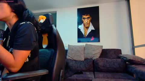 Snapshot of latin_couple77 chatting on March 8, 2025, 2:34 am Sara y Andy online show from March 8, 2025, 2:34 am