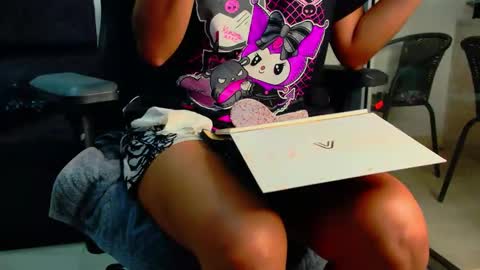 Snapshot of latin_couple77 chatting on June 11, 2026, 12:32 am Sara y Andy online show from June 11, 2026, 12:32 am