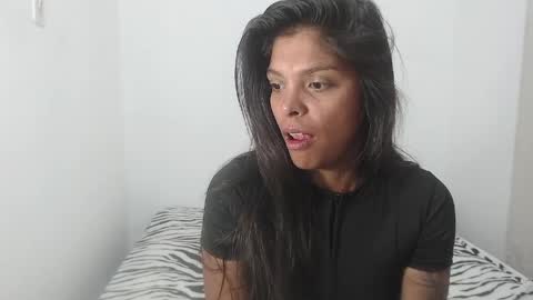 Snapshot of latin_meg chatting on April 25, 2026, 2:14 pm M E G A N online show from April 25, 2026, 2:14 pm