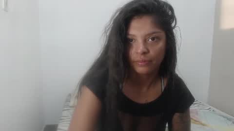 Snapshot of latin_meg chatting on May 4, 2026, 2:57 pm M E G A N online show from May 4, 2026, 2:57 pm