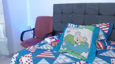 karen online show from February 11, 2026, 11:26 am