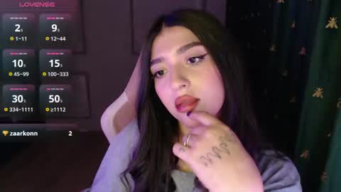 Snapshot of latina_mia chatting on June 26, 2026, 5:06 pm miiiiiiaaaa online show from June 26, 2026, 5:06 pm
