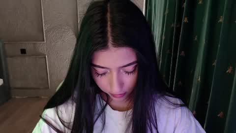Snapshot of latina_mia chatting on July 29, 2026, 11:58 pm miiiiiiaaaa online show from July 29, 2026, 11:58 pm