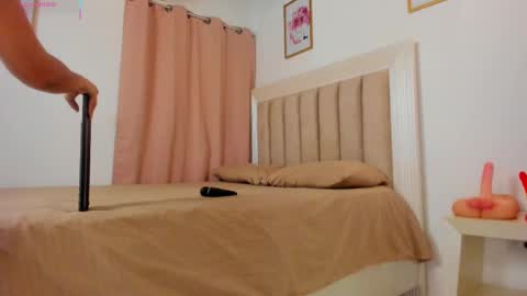 FABIANA online show from October 8, 2025, 12:30 am