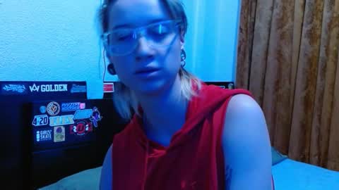 latinas_love05 online show from February 10, 2026, 2:48 am
