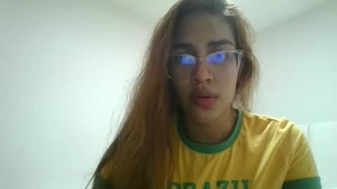 latinavenom66 online show from November 15, 2025, 6:15 pm