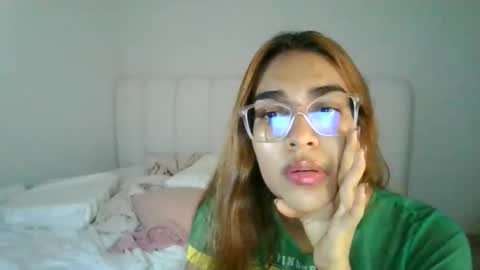 latinavenom66 online show from November 21, 2025, 5:55 pm