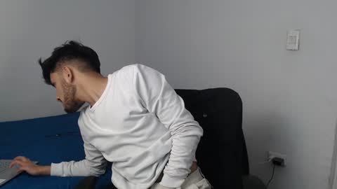 camilo online show from February 4, 2025, 6:04 am