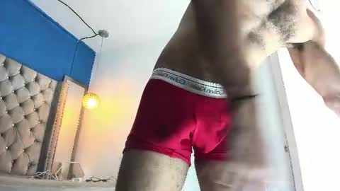 Snapshot of latinhotboys1 chatting on July 9, 2026, 5:33 am Zeus online show from July 9, 2026, 5:33 am