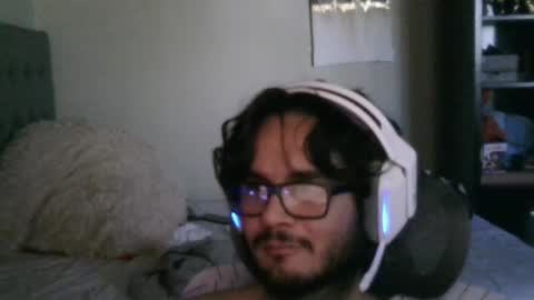 latinincognito online show from February 16, 2026, 6:04 pm