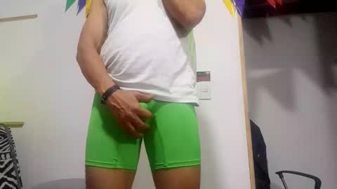 Snapshot of latinmartin254 chatting on September 16, 2025, 3:18 am latinmartin254 online show from September 16, 2025, 3:18 am
