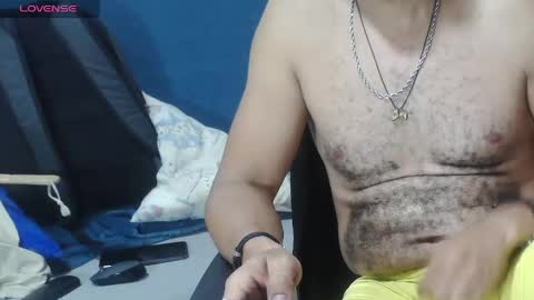 Snapshot of latinmartin254 chatting on May 12, 2026, 1:58 am latinmartin254 online show from May 12, 2026, 1:58 am