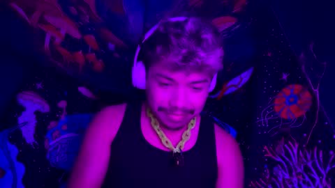 Pup online show from December 27, 2024, 2:47 am