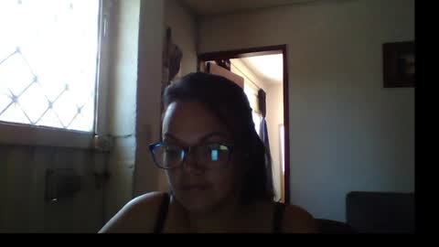 Snapshot of lau16310 chatting on June 1, 2026, 6:42 pm Laura online show from June 1, 2026, 6:42 pm