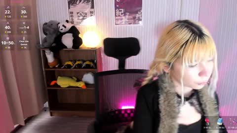 Snapshot of laukyubey1 chatting on February 13, 2026, 7:32 pm laukyubey1 online show from February 13, 2026, 7:32 pm