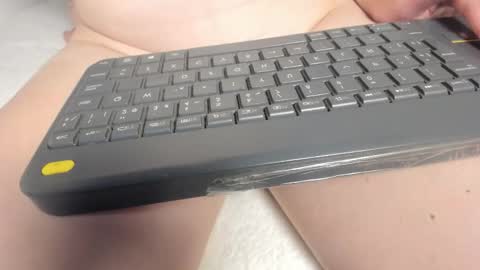 Snapshot of laura__js_ chatting on October 16, 2025, 5:52 am laura__js_ online show from October 16, 2025, 5:52 am