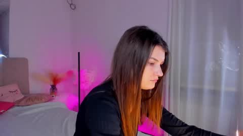 Laura online show from March 8, 2025, 6:10 am