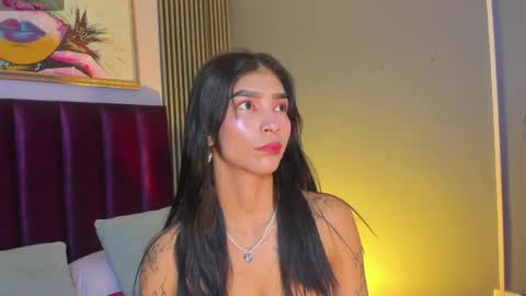 Snapshot of laura_aristizabal_19 chatting on May 28, 2026, 11:51 am Laura online show from May 28, 2026, 11:51 am