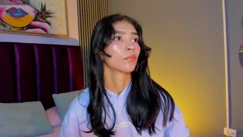 Snapshot of laura_aristizabal_19 chatting on May 31, 2026, 11:50 am Laura online show from May 31, 2026, 11:50 am