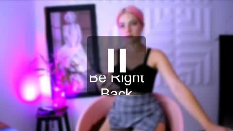 LAURA online show from February 8, 2025, 9:25 pm