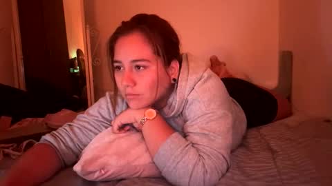 laura online show from April 6, 2026, 3:15 am