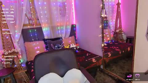 Snapshot of laura_olssen chatting on March 5, 2025, 3:51 pm Kate online show from March 5, 2025, 3:51 pm