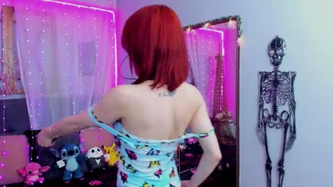 Snapshot of laura_olssen chatting on March 6, 2025, 1:03 pm Kate online show from March 6, 2025, 1:03 pm